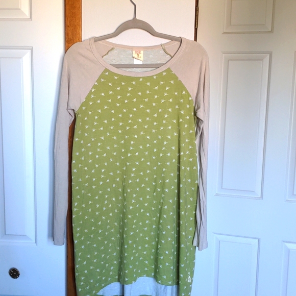 Cat nightgown - Picture 1 of 5